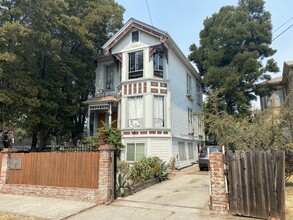 540-548 31st St in Oakland, CA - Foto de edificio - Primary Photo