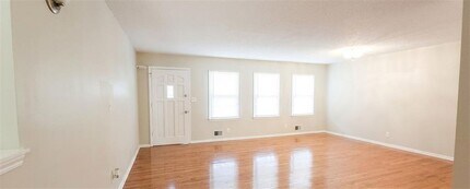 2866 Manor Ct in Snellville, GA - Building Photo - Building Photo