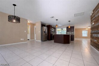 2302 SW 53rd Terrace in Cape Coral, FL - Building Photo - Building Photo
