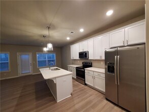 730 Calvin Pk Dr in Ball Ground, GA - Building Photo - Building Photo
