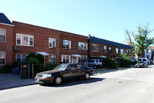 13212-13226 Pople Ave in Flushing, NY - Foto de edificio - Building Photo