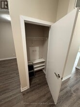 40 Esplanade Ln in Grimsby, ON - Building Photo - Building Photo