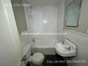 327 W 17th St in North Little Rock, AR - Building Photo - Building Photo
