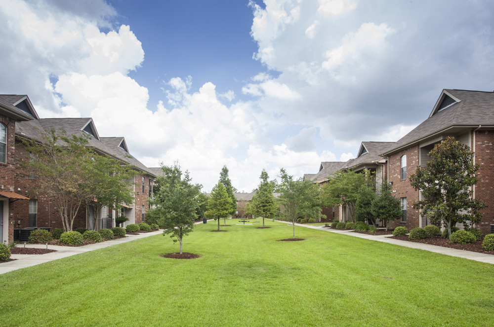 The Village at Fountain Lake in Gonzales, LA - Building Photo