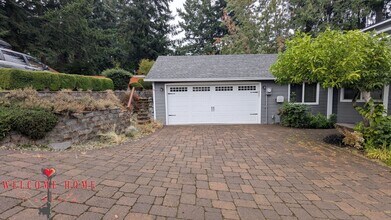 3514 Long Lake Dr SE in Lacey, WA - Building Photo - Building Photo