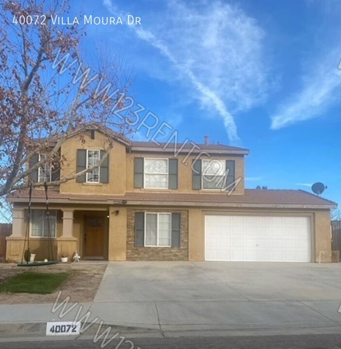 40072 Villa Moura Dr in Palmdale, CA - Building Photo