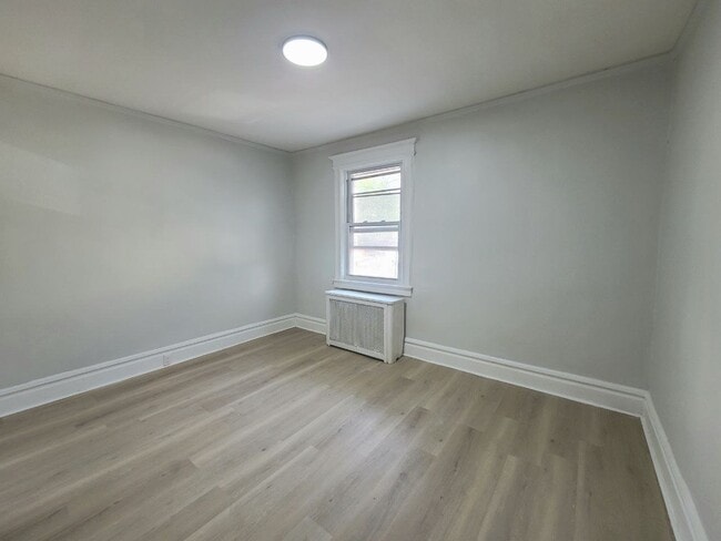 539 Scotland Rd, Unit 201 in Orange, NJ - Building Photo - Building Photo