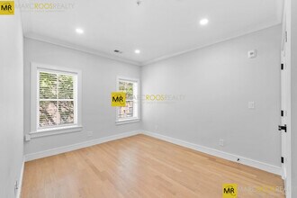 535 Newbury St, Unit #6 in Boston, MA - Building Photo - Building Photo