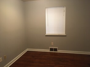 1201 7th St, Unit #2 in Huntington, WV - Foto de edificio - Building Photo