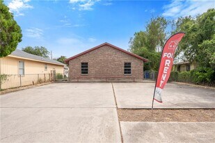 2109 Datepalm Ave in McAllen, TX - Building Photo