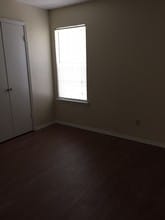 Oak Manor Apartments in Henderson, TX - Building Photo - Building Photo