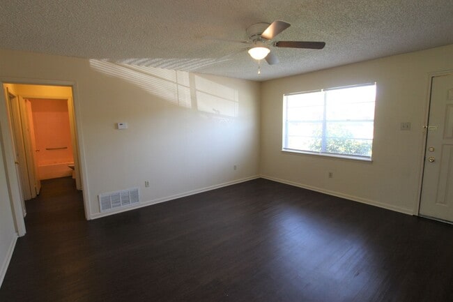 12381 Cimmarron Dr in Tyler, TX - Building Photo - Building Photo