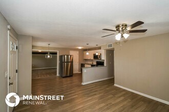 335 Bonnlyn Dr in Orange Park, FL - Building Photo - Building Photo
