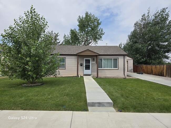 property at 1906 S Washington St