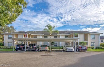 613 Squire Cir in Naples, FL - Building Photo - Building Photo