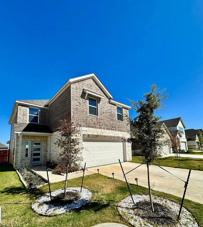 property at 216 Breccia Trl