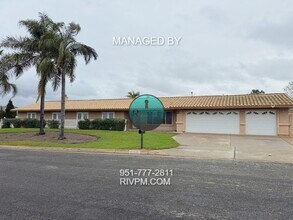 4880 Brookhill Terrace in Riverside, CA - Building Photo - Building Photo