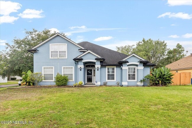 13705 Fish Eagle Dr W in Jacksonville, FL - Building Photo - Building Photo