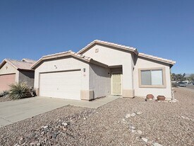 2800 W Simplicity Dr in Tucson, AZ - Building Photo