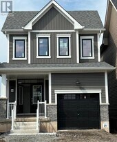 148 Port Cres in Welland, ON - Building Photo