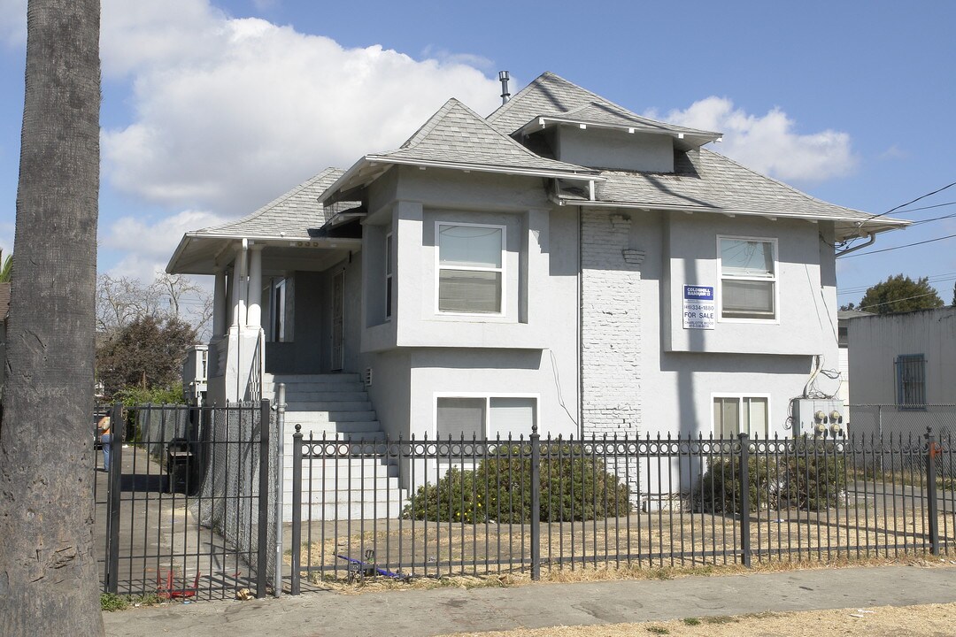 1635 92nd Ave in Oakland, CA - Building Photo