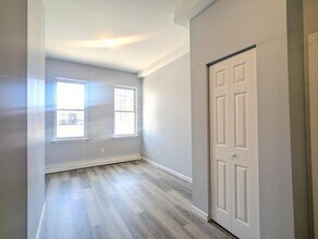 205 Webster Ave in Jersey City, NJ - Building Photo - Building Photo