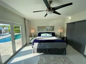 12388 N Bayshore Dr in North Miami, FL - Building Photo - Building Photo
