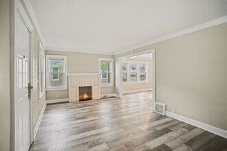 5531 Euclid Ave E in Kansas City, MO - Building Photo - Building Photo