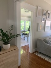 2409 I St, Unit C in Sacramento, CA - Building Photo - Building Photo