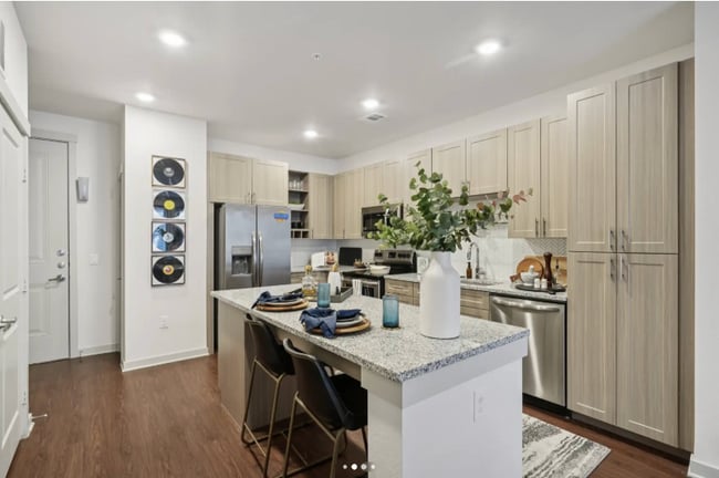 2100 E Vickery Blvd, Unit 146 in Fort Worth, TX - Building Photo - Building Photo