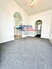 618 S 4th Ave in Pocatello, ID - Building Photo - Building Photo