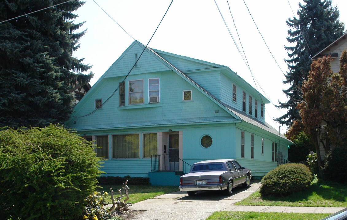 1629 W Pacific Ave in Spokane, WA - Building Photo