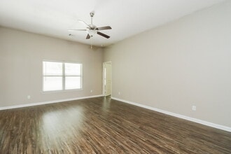 1533 Conley Ln in Crowley, TX - Building Photo - Building Photo