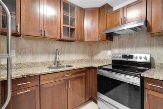 11398 Royal Palm Blvd, Unit 11398 in Coral Springs, FL - Building Photo - Building Photo