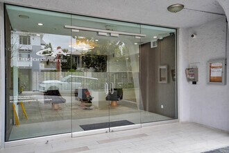 10982 Roebling Ave, Unit 520 in Los Angeles, CA - Building Photo - Building Photo