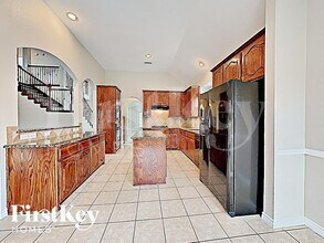 304 Wisteria Way in Red Oak, TX - Building Photo - Building Photo