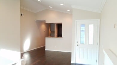 9 Potomac in Irvine, CA - Building Photo - Building Photo