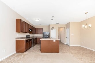 4675 Noland Blvd in Williamsburg, VA - Building Photo - Building Photo