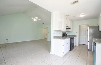 2093 Crane Ridge in Biloxi, MS - Building Photo - Building Photo