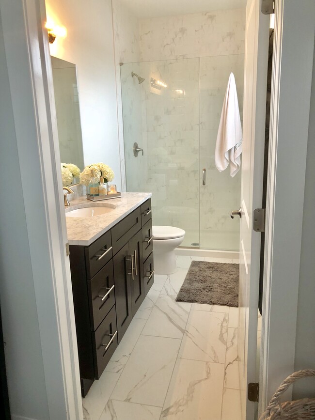 1901 Summit Ave in Union City, NJ - Foto de edificio - Building Photo