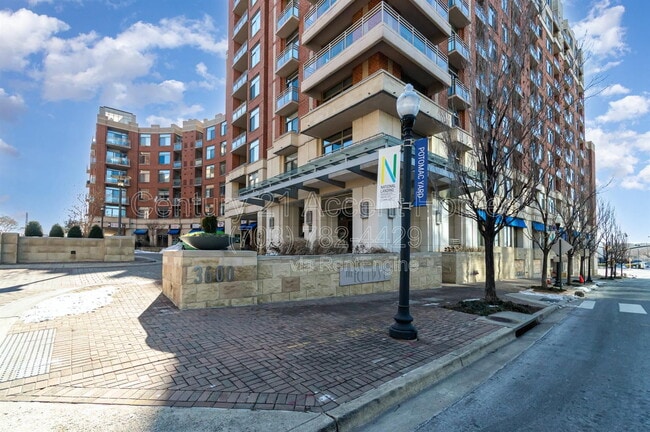 property at 3600 S Glebe Rd