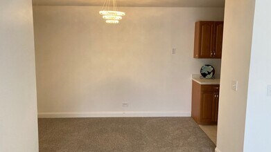 21W581 North Ave in Lombard, IL - Building Photo - Building Photo