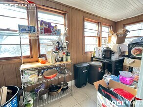 27 Bostonia Ave, Unit 2 in Boston, MA - Building Photo - Building Photo
