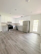 370 Bellemeade Dr SW in Marietta, GA - Building Photo - Building Photo