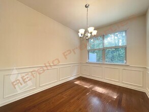 429 Manchester Park Ln in Morrisville, NC - Foto de edificio - Building Photo