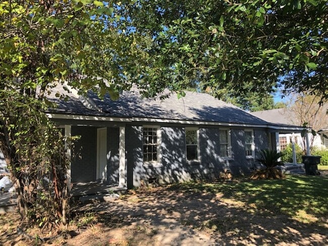 104 E Merrick St in Shreveport, LA - Building Photo - Building Photo