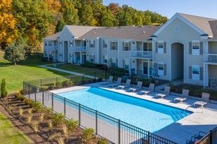 Stoneridge Apartment Homes in Lowell, MI - Building Photo