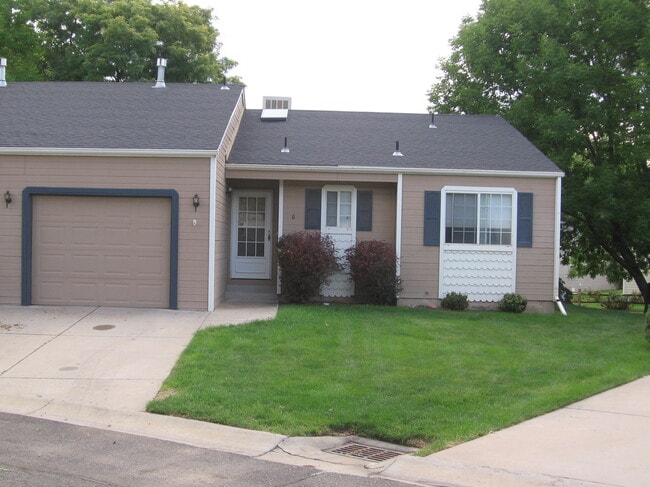 property at 6 Rheims Ct