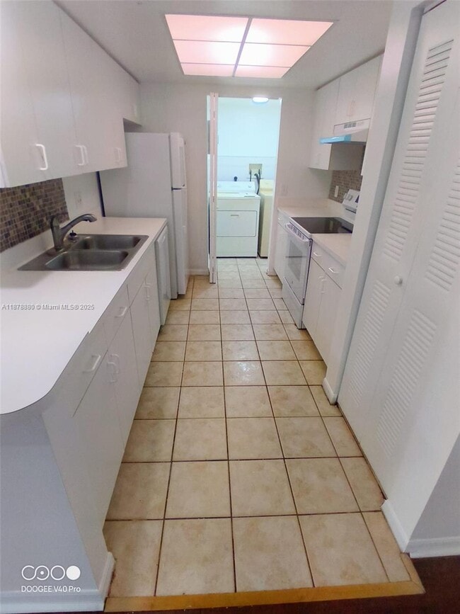 4183 N Haverhill Rd in West Palm Beach, FL - Building Photo - Building Photo