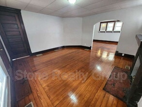 731 Walnut St in Clinton, IN - Building Photo - Building Photo